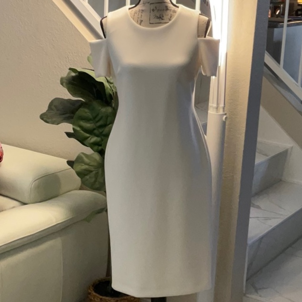Calvin Klein Women's white Cold-Shoulder Sheath Dress Size M